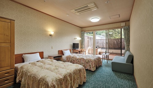 Twin Room with Private External Bathroom, Non Smoking