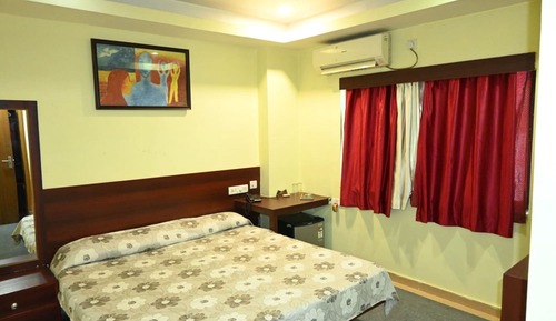 Superior Double Room, City View
