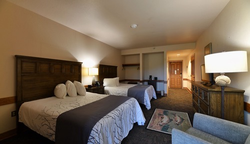 Lower-Level, 2 Queens 111-117