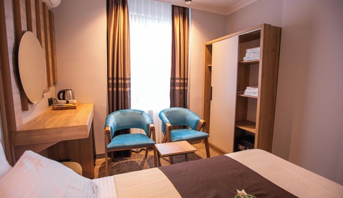 Premium Double or Twin Room, Partial Sea View