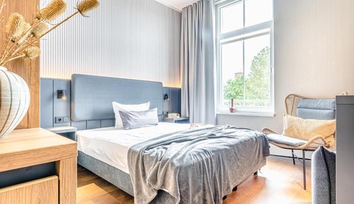 Comfort Single Room, 1 Queen Bed