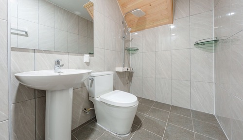 Basic Room, 1 Bedroom (103 (Ocean View / Private BBQ ))
