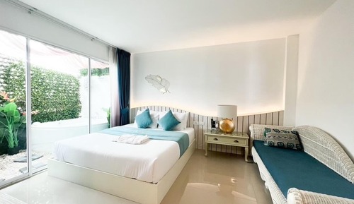 Deluxe Double Room, Garden View