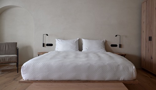 Deluxe Suite, 1 King Bed, City View