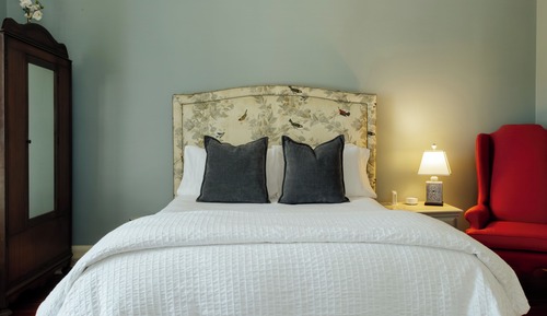 Signature Room, 1 Queen Bed, Non Smoking, Private Bathroom