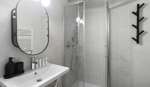 Apartment (3 Bedrooms)