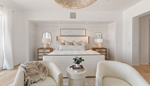 Room (E-Row House 14)