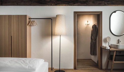 Deluxe Room, 1 Queen Bed, Non Smoking