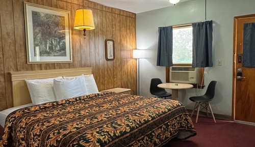 Room, 1 King Bed, Non Smoking