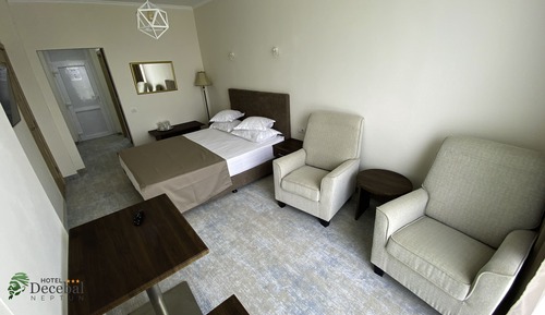 Standard Queen, Without balcony