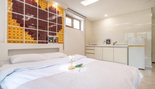 Basic Room, 1 Bedroom (B-102)