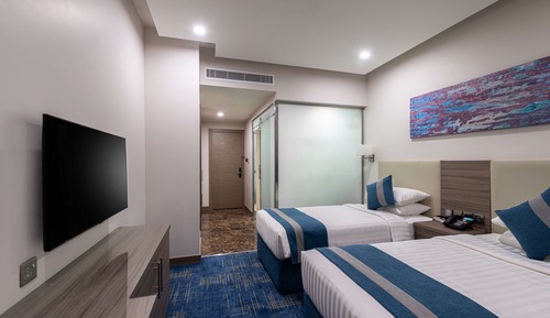 Superior Room, 2 Twin Beds, Non Smoking, City View