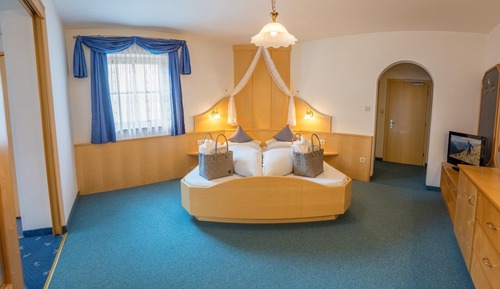 Suite, Mountain View