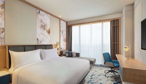 King Guest Room High Floor