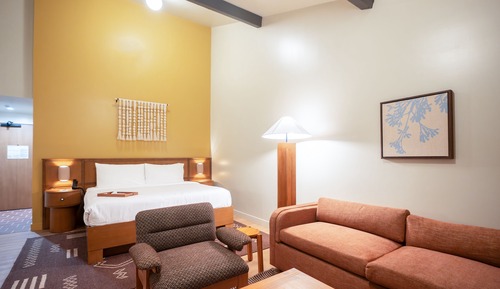 Deluxe Room, 1 King Bed