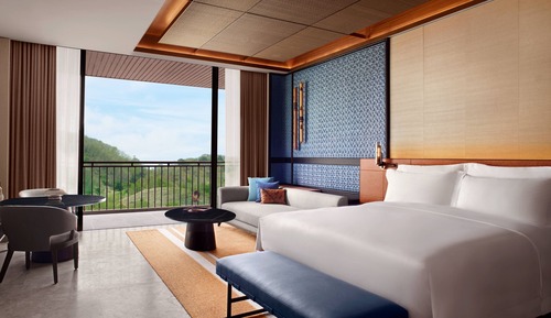 TA'AKTANA Suite, 1 King, Sea view