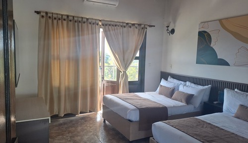 Superior Quadruple Room, Balcony