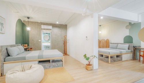 Design Quadruple Room with 2 Bathrooms