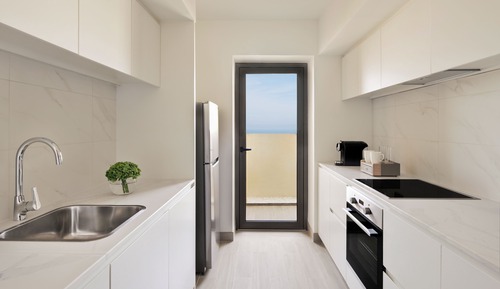 3 Bedroom Apartment With Terrace