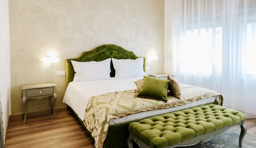 Deluxe Double Room, 1 King Bed