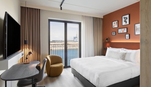 Comfort Studio, 1 Queen Bed, Non Smoking, Sea View