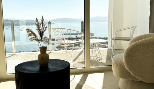 Luxury Room, 1 King Bed, Hot Tub, Sea View