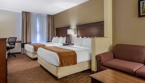 Suite, 2 Queen Beds, Non Smoking