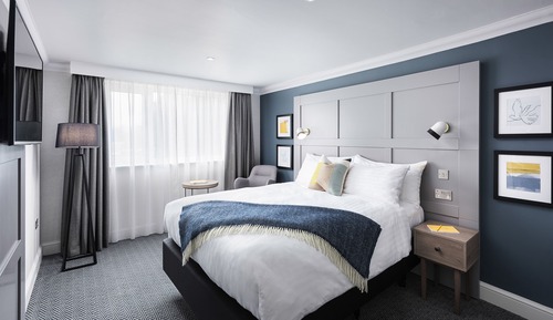 Standard Room, 1 King Bed