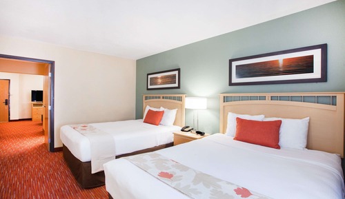 Room, 2 Queen Beds, Non Smoking (One Bedroom, Efficiency)