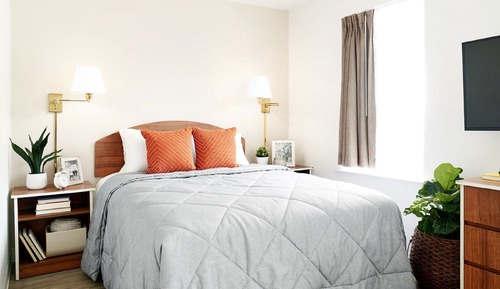 Traditional Room, 1 Queen Bed with Sofa bed