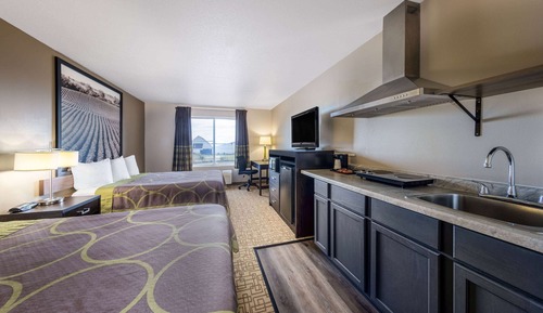 Room, 2 Queen Beds, Non Smoking, Kitchenette