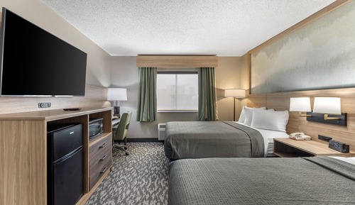 Standard Room, 2 Double Beds, Accessible, Refrigerator & Microwave (Walk-in Shower)