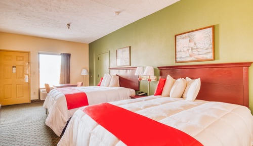 Room, 2 Queen Beds, Smoking