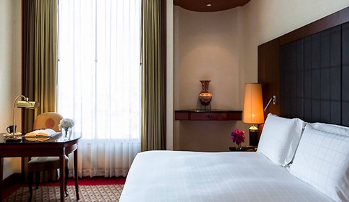Superior Room, 1 King Bed