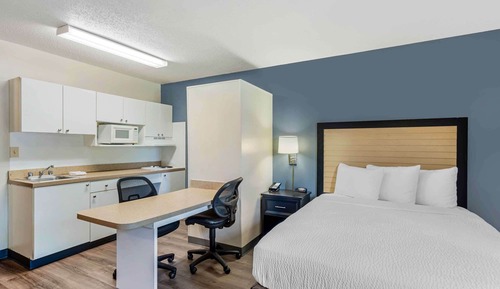 Studio, 1 Queen Bed, Non Smoking