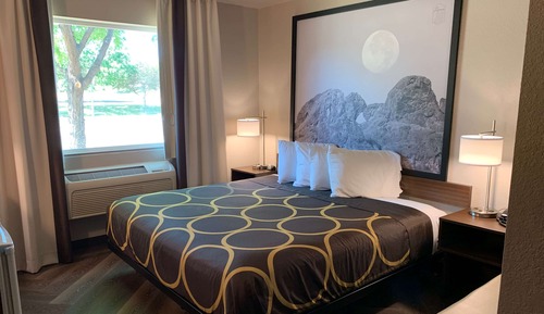 Standard Room, 1 Queen Bed, Non Smoking
