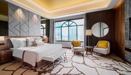 Premier Suite