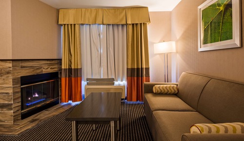 Suite, 1 King Bed, Non Smoking, Jetted Tub