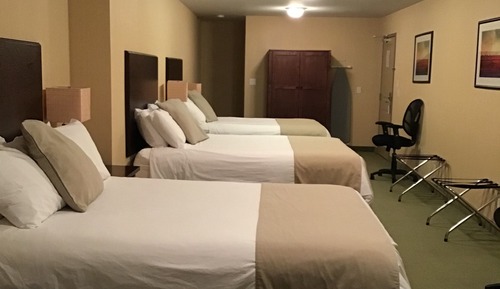 Family Room, Multiple Beds, Non Smoking