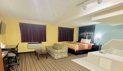 Suite, 1 King Bed