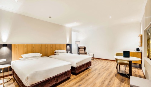 Signature Deluxe Twin Room