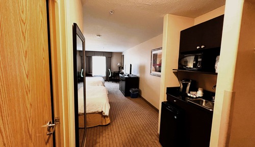 Deluxe Room, 2 Queen Beds, Non Smoking