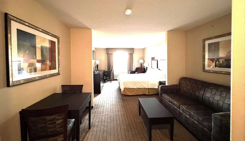 Studio Suite, 1 King Bed, Non Smoking