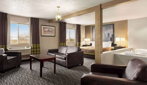 Studio Suite, 1 King Bed, Non Smoking