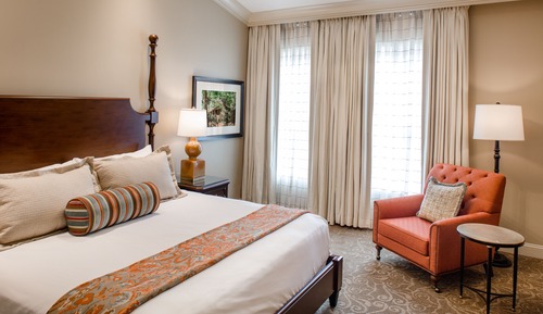 Inn Room King Bed - Pet Free