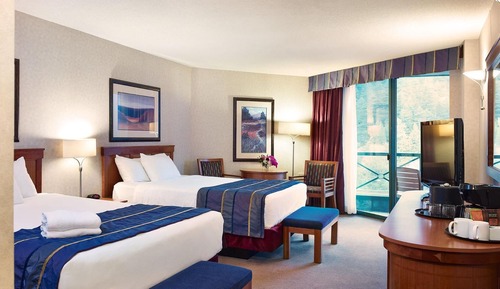 Queen Room with Two Queen Beds and Mountain View
