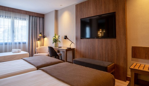 Standard Room with extra bed