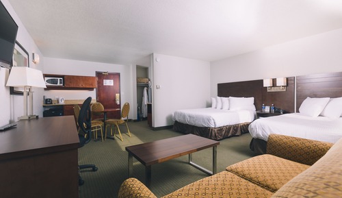 Deluxe Family Suite