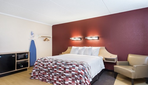 Superior Room, 1 King Bed (Larger, Smoke Free)