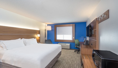Standard Room, 1 Queen Bed, Accessible (Mobility, Accessible Tub)
